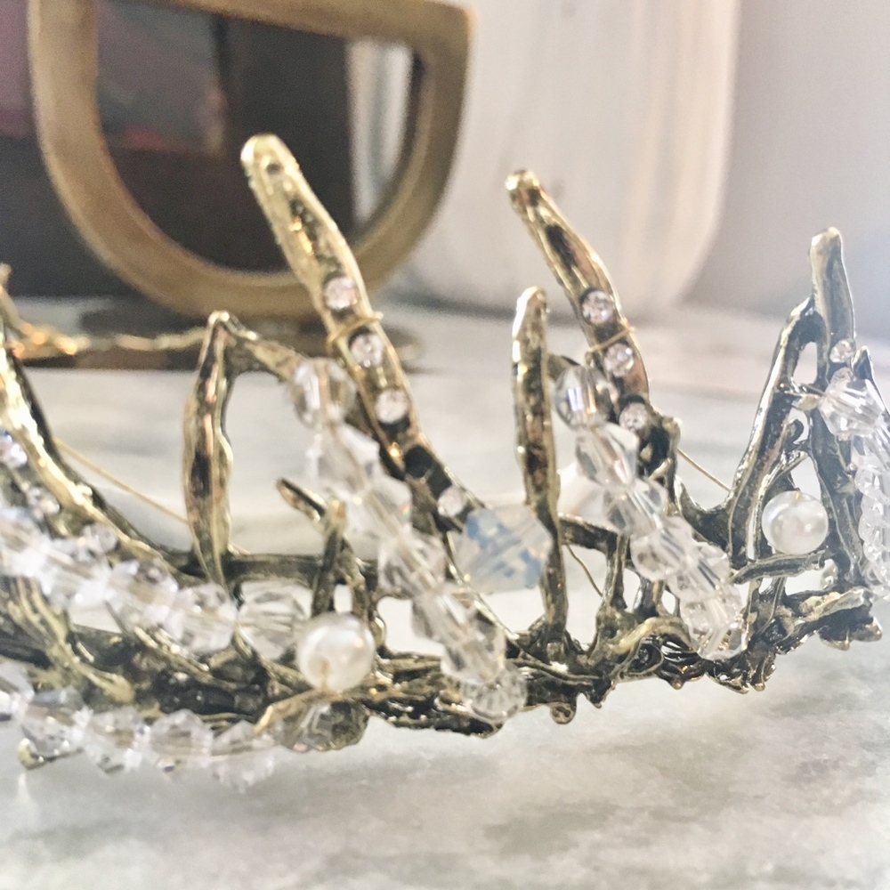 Vintage Antique White Beaded Gold Wedding Crown - Picture 8 of 8